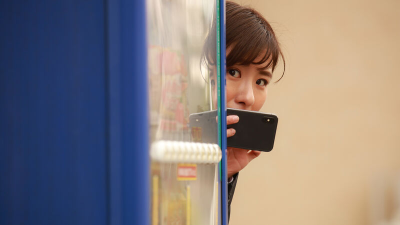 浮気調査で自分で尾行するメリットとデメリットとは？探偵が徹底解説！